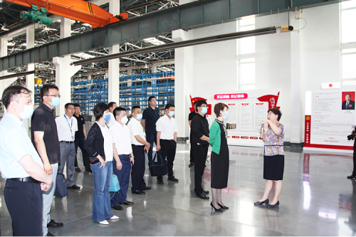 中国女企业家协会一行赴九洲集团调研考察